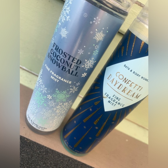 Bath & Body Works Frosted Coconut Snowball & confetti Daydream Mist - Picture 2 of 3
